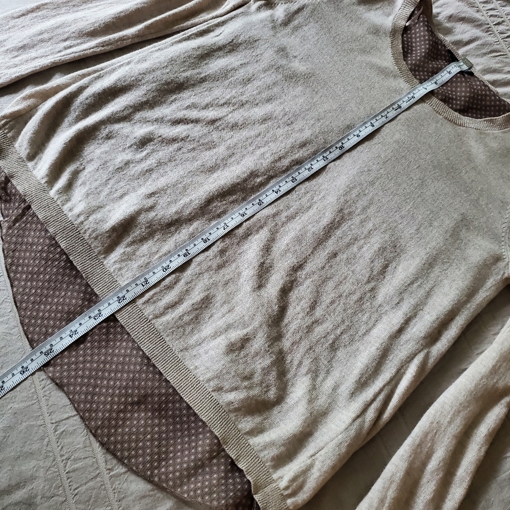 Via / Appia Split Back Sweater - Picture 9 of 12